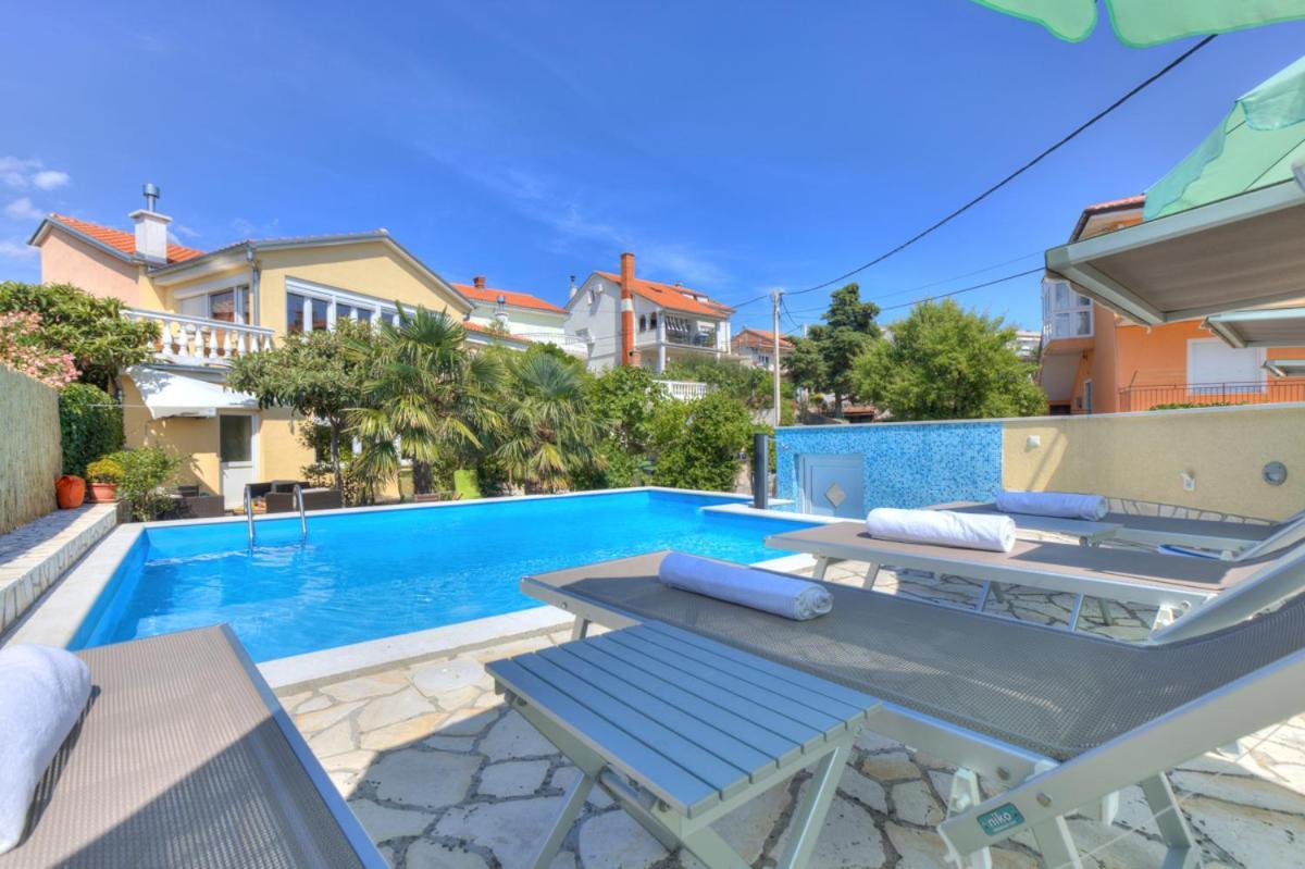 Villa Dalmare Novi Vinodolski Exterior foto